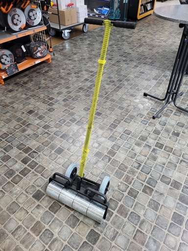 [M0022] Andrückwalze groß Mietgerät 50 kg mit Rollgestell