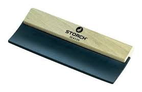 [S326330] Storch Gummi-Flächenspachtel, 30 cm, Holzrücken
